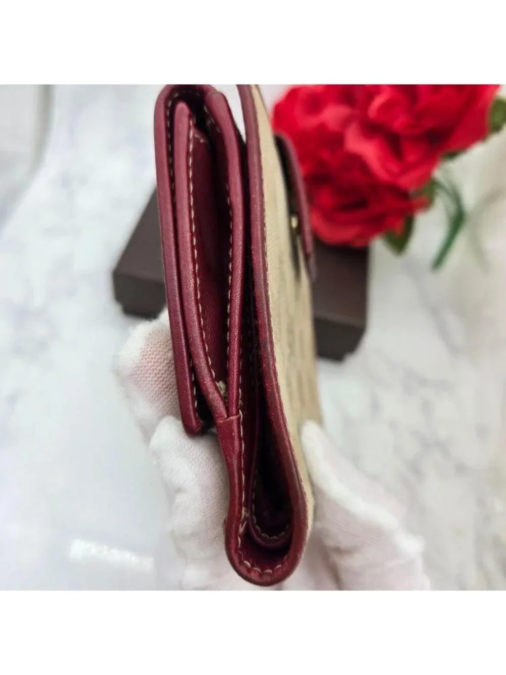 Gucci Bifold Wallet GG Canvas - Picture 8 of 15